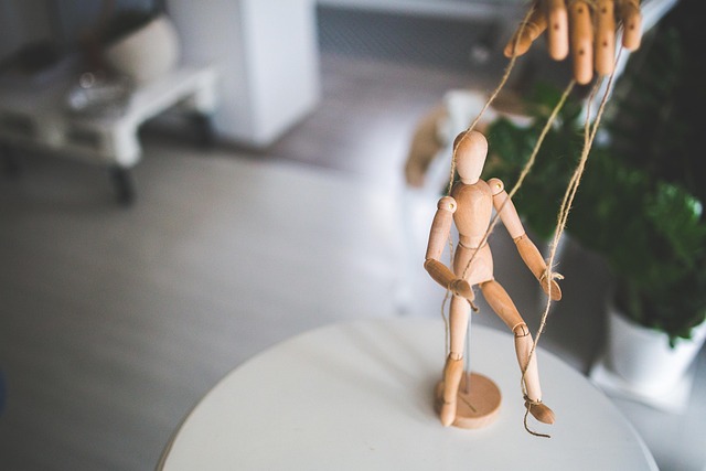 puppet strings